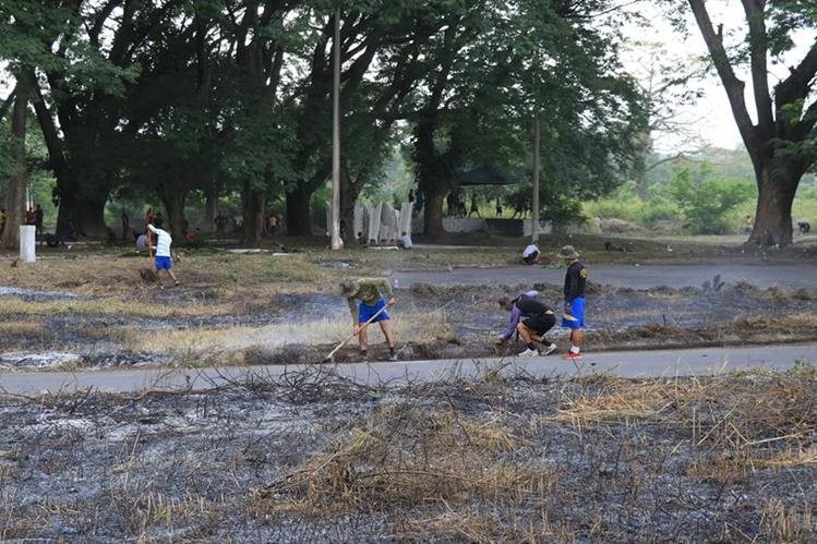 Antes de empezar con la construcción del proyecto "La Dignidad" donde se contempla la construcción de mil viviendas para los damnificados del Volcán de Fuego, se deben hacer trabajos de mitigación. (Foto Prensa Libre: Hemeroteca PL)