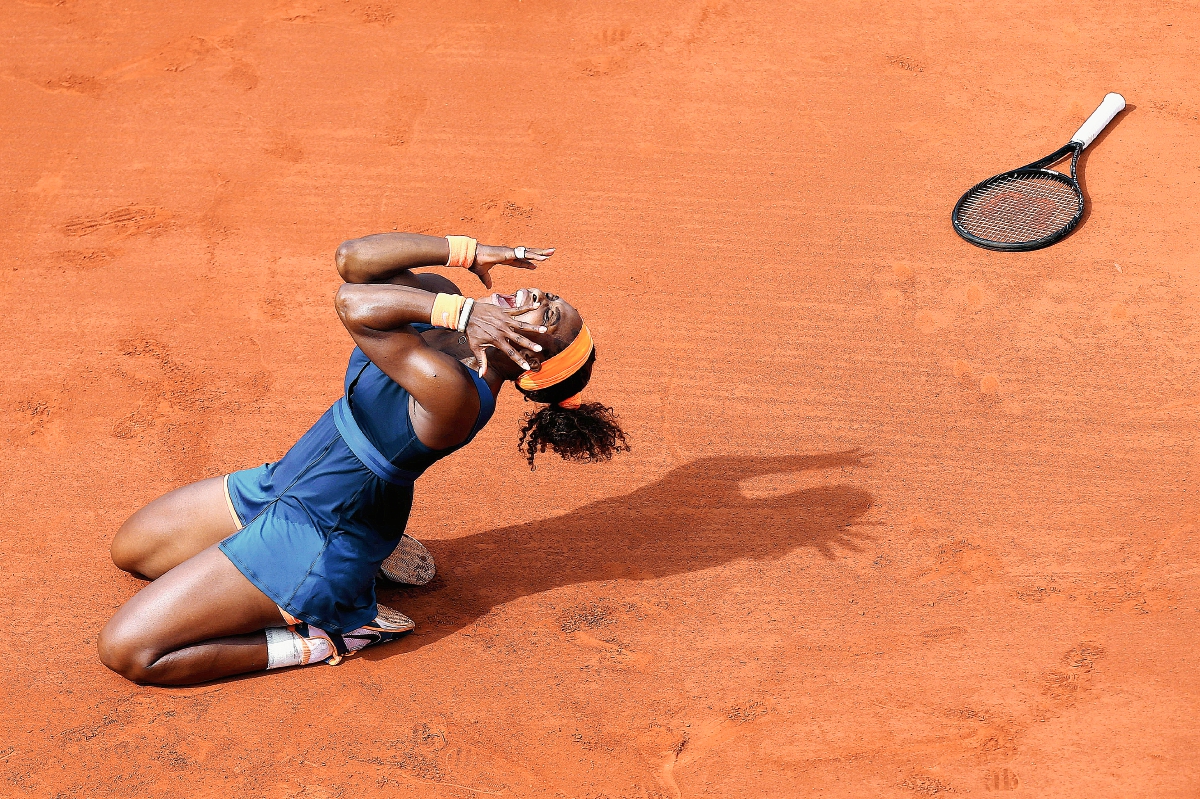 Cuando solo faltan dos días para que inicie el Roland Garros, Williams dice sentir mejoría, pero que aun persisten los dolores. (Foto Prensa Libre: AP)