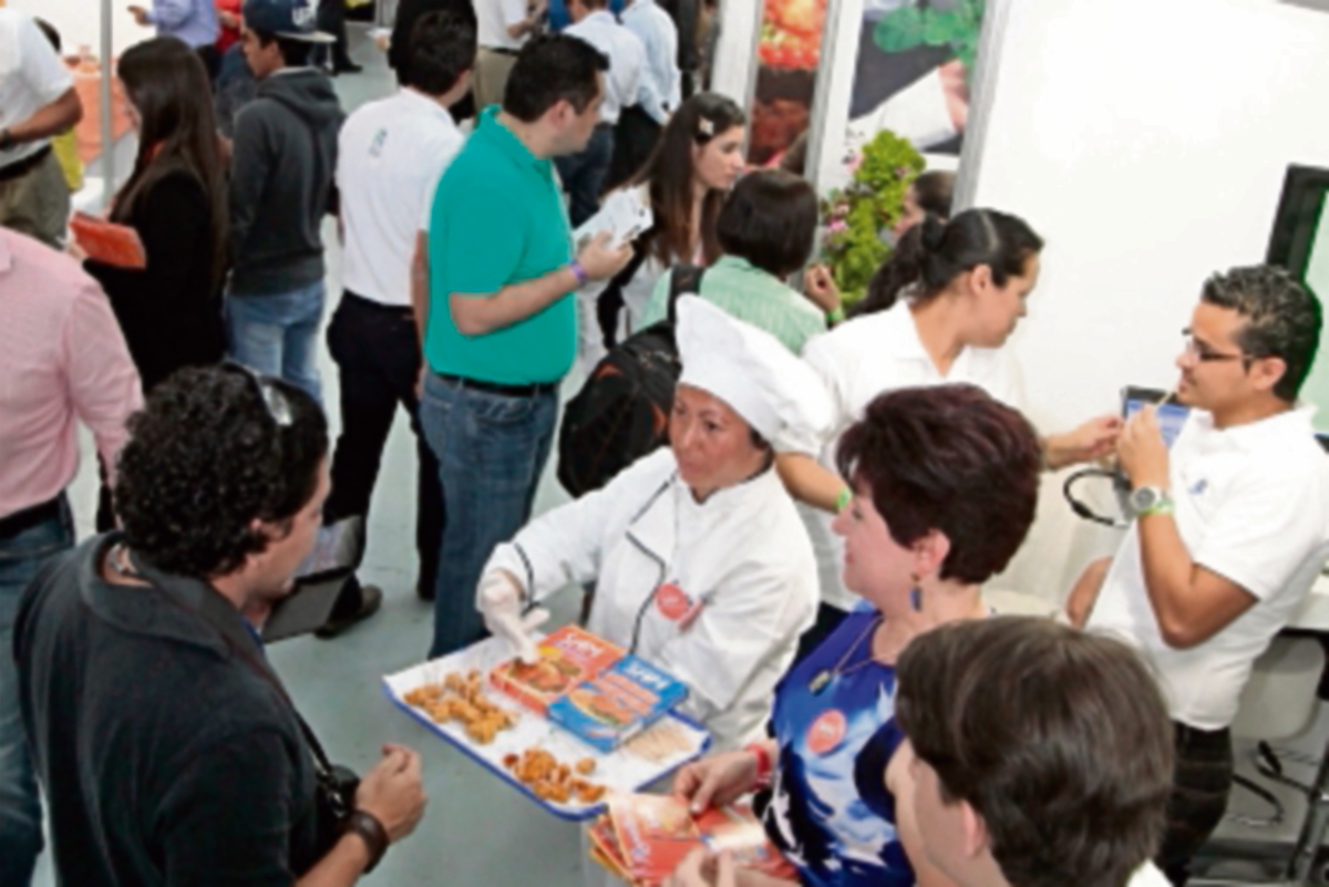 Exposición de productos en Walmart. (Foto Prensa Libre: Álvaro Interiano)