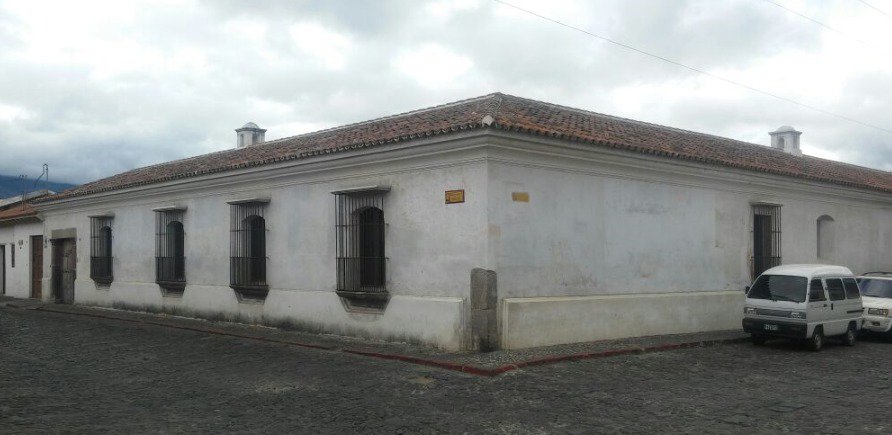 El inmueble se ubica en la 6a avenida norte de la Antigua Guatemala. (Foto Prensa Libre: MP)