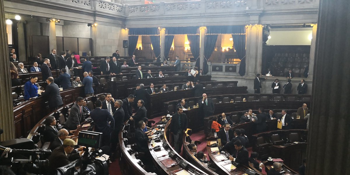 En el Congreso hubo la intención conocer una iniciativa para legalizar el transfuguismo. (Foto Prensa Libre: Carlos Álvarez)