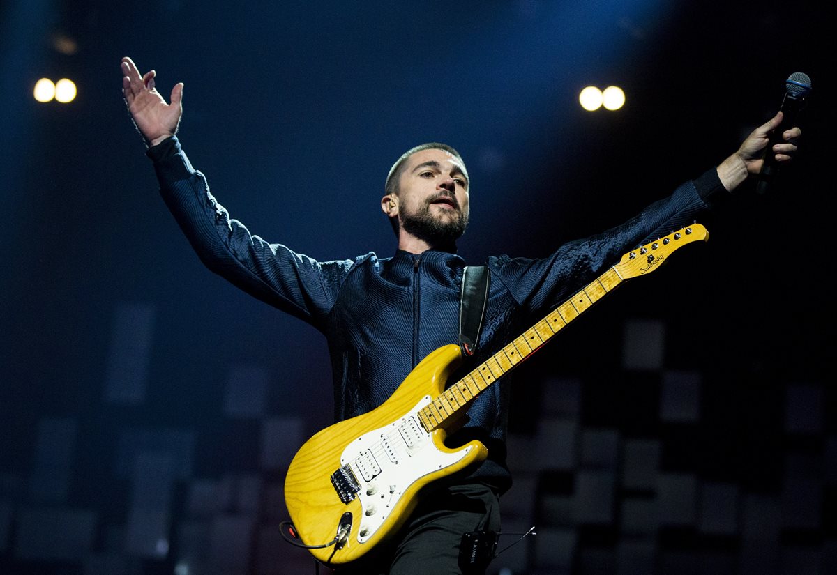 Juanes participó en el concierto dedicado al presidente colombiano Juan Manuel Santos, ganador del Premio Nobel de la Paz. (Foto Prensa Libre: AP)