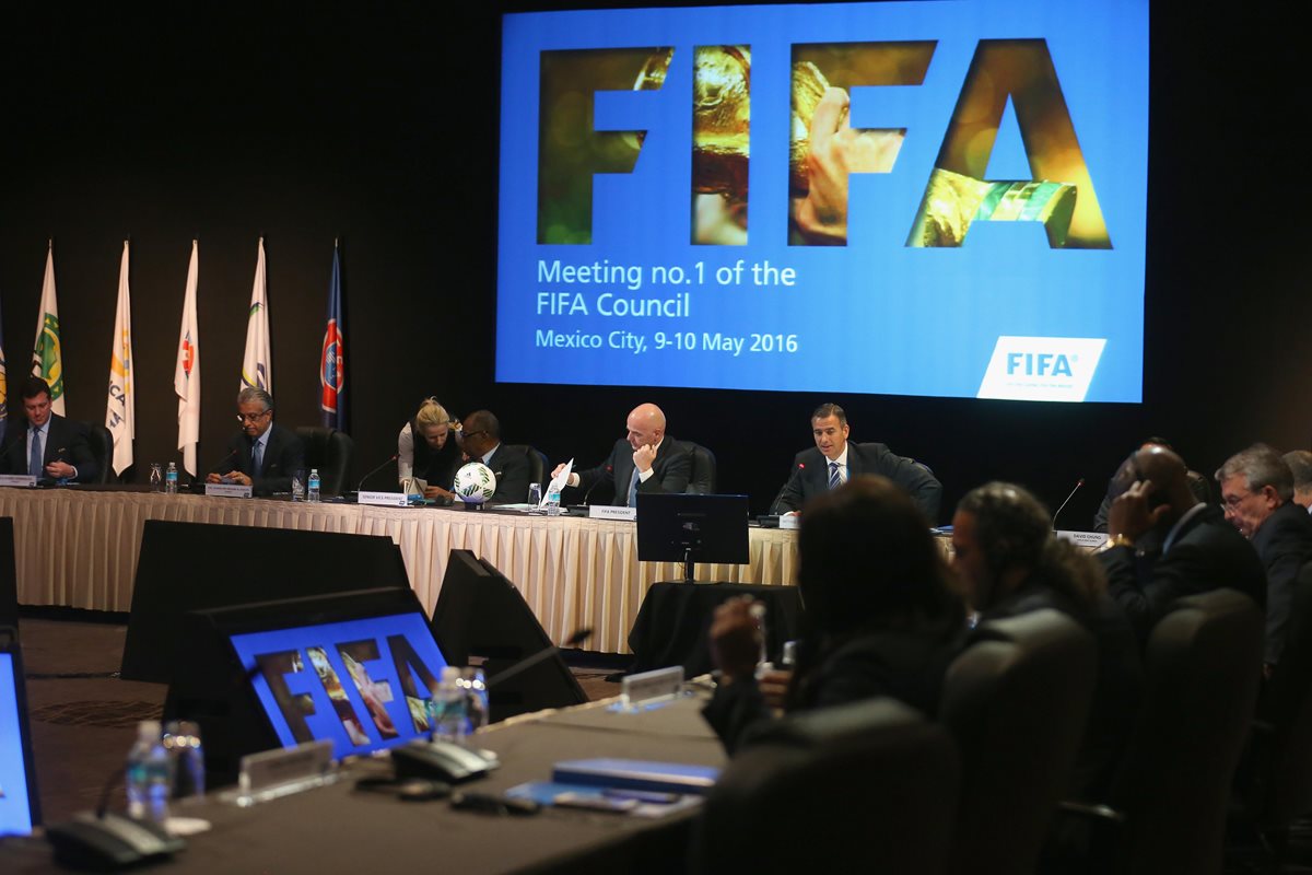 El 66 Congreso de la Fifa se desarrolla en Ciudad de México, donde se estudia el proceso de licitación de la sede de la Copa del Mundo de 2026. (Foto Prensa Libre: EFE).