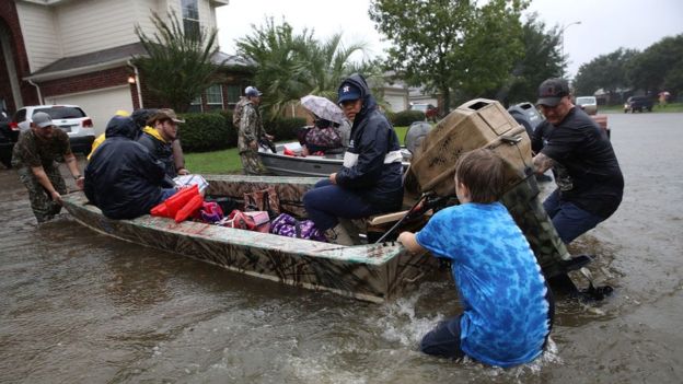 El huracán Harvey ha causado destrozos y más de 20 muertos desde el fin de semana en Houston. WIN MCNAMEE