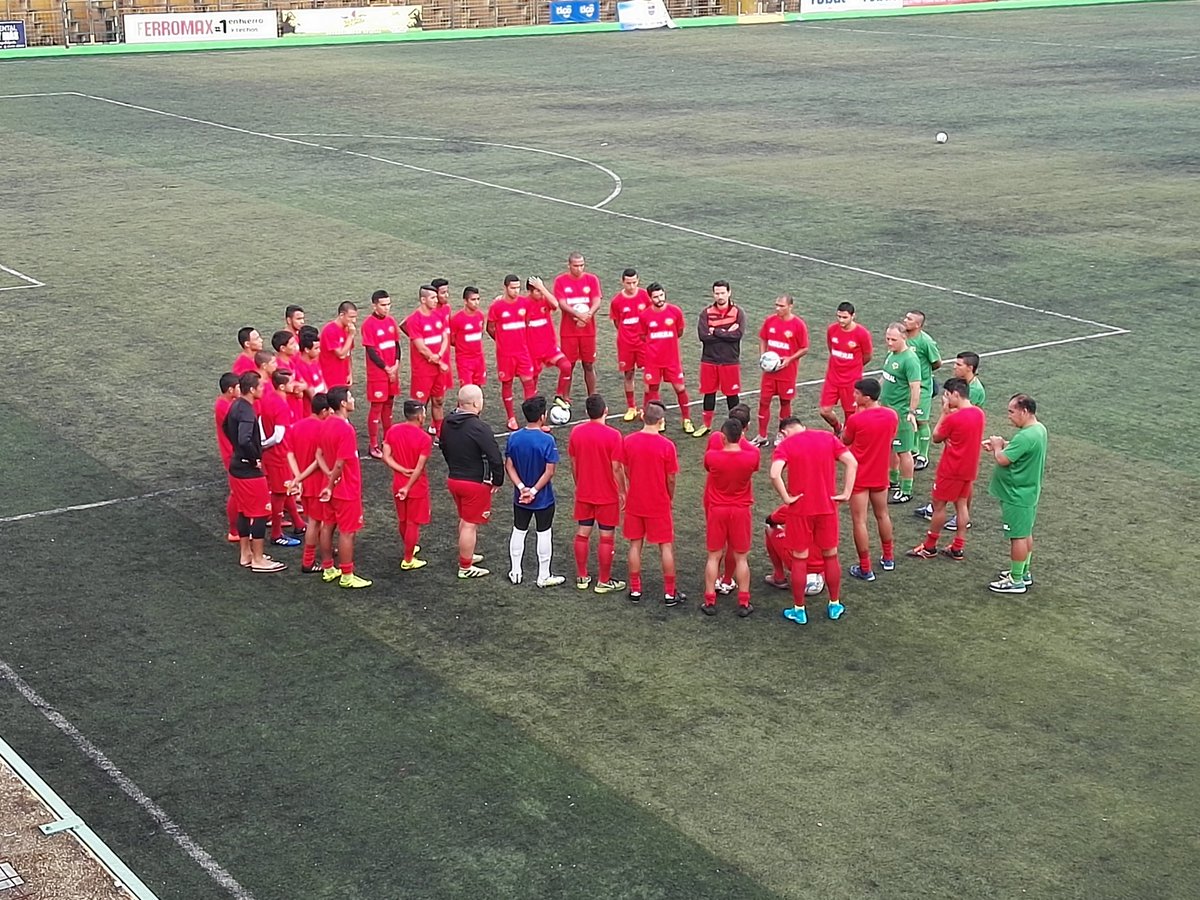 Los jugadores de Deportivo Petapa buscan darle la vuelta a la página y reencontrarse con el triunfo en el Julio Armando Cóbar. (Foto Prensa Libre: cortesía Twitter Petapa)