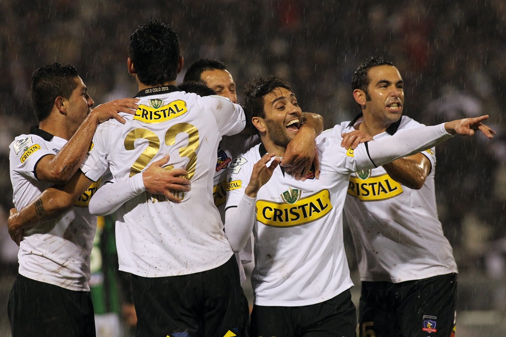 Colo Colo podría coronarse el fin de semana en el juego contra la Universidad de Concepción. (Foto Prensa Libre: EFE)