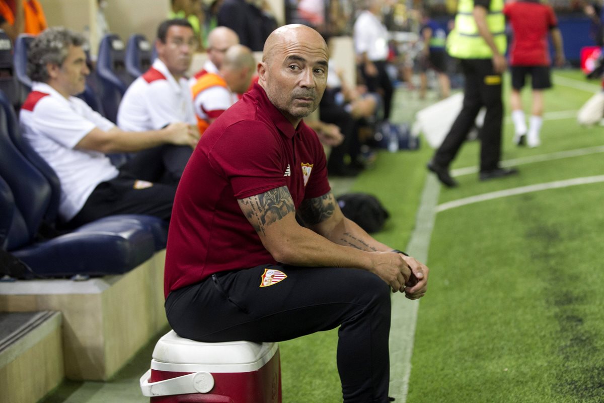 Jorge Sampaoli está listo para el debut en Champions League. (Foto Prensa Libre: EFE)