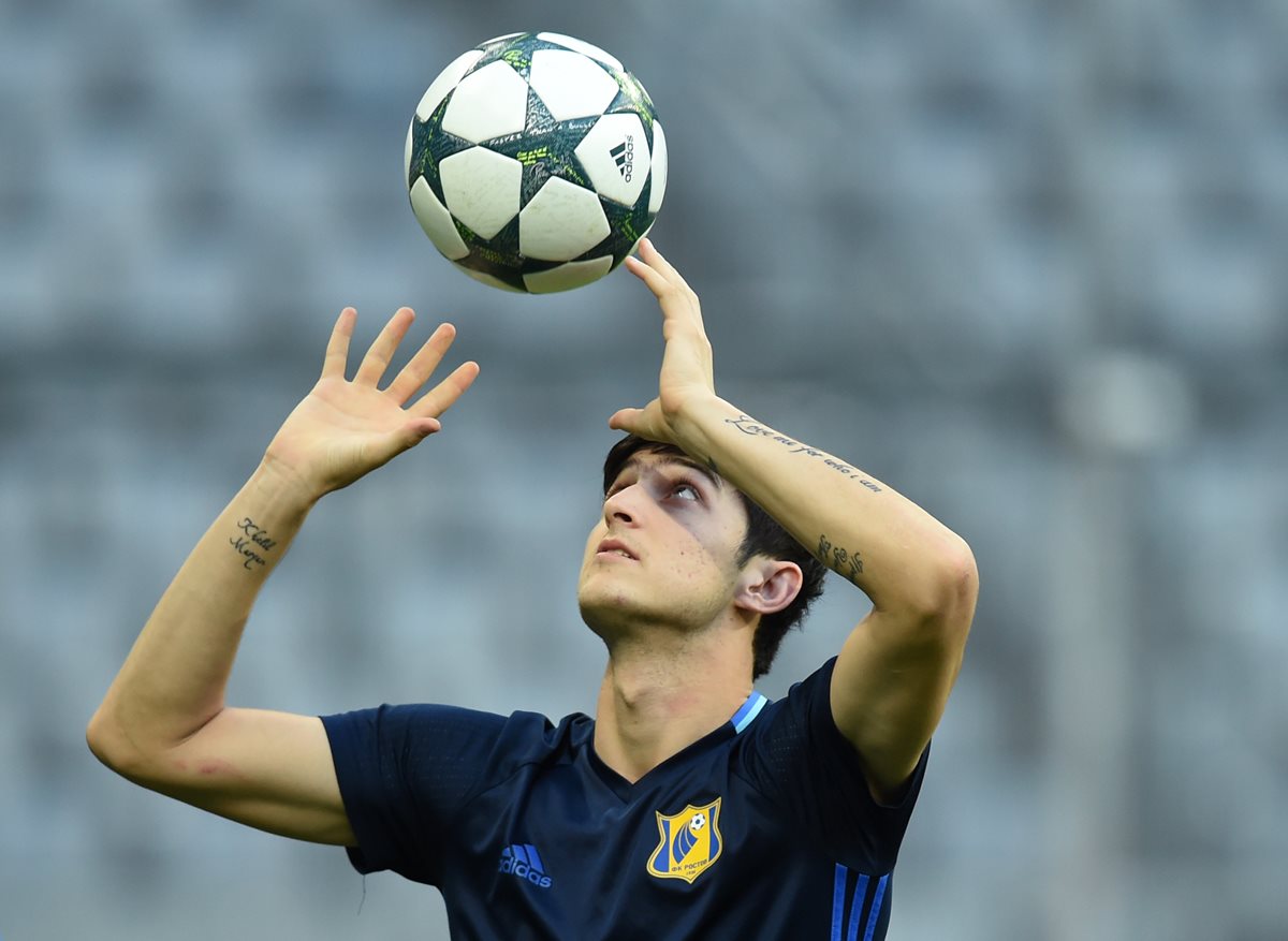 Sardar Azmoun es la nueva perla del futbol iraní. (Foto Prensa Libre: AFP)