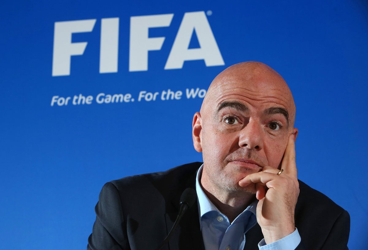 Infantino planea hacer cambios en la máxima entidad futbolística. (Foto Prensa Libre: AFP)