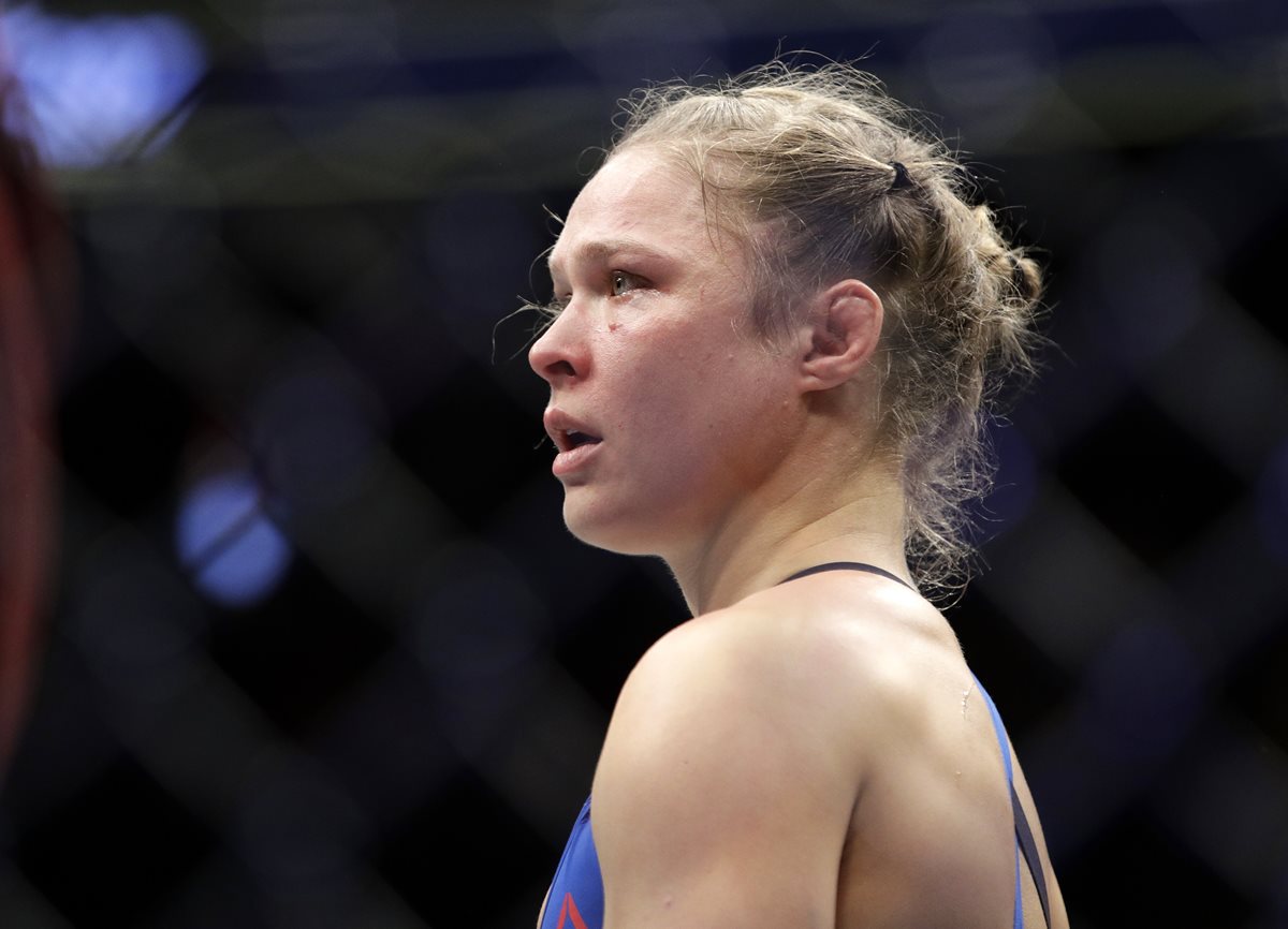 Ronda Rousey perdió el 30 de diciembre contra Amanda Nunes, por el título. (Foto Prensa Libre: AP)