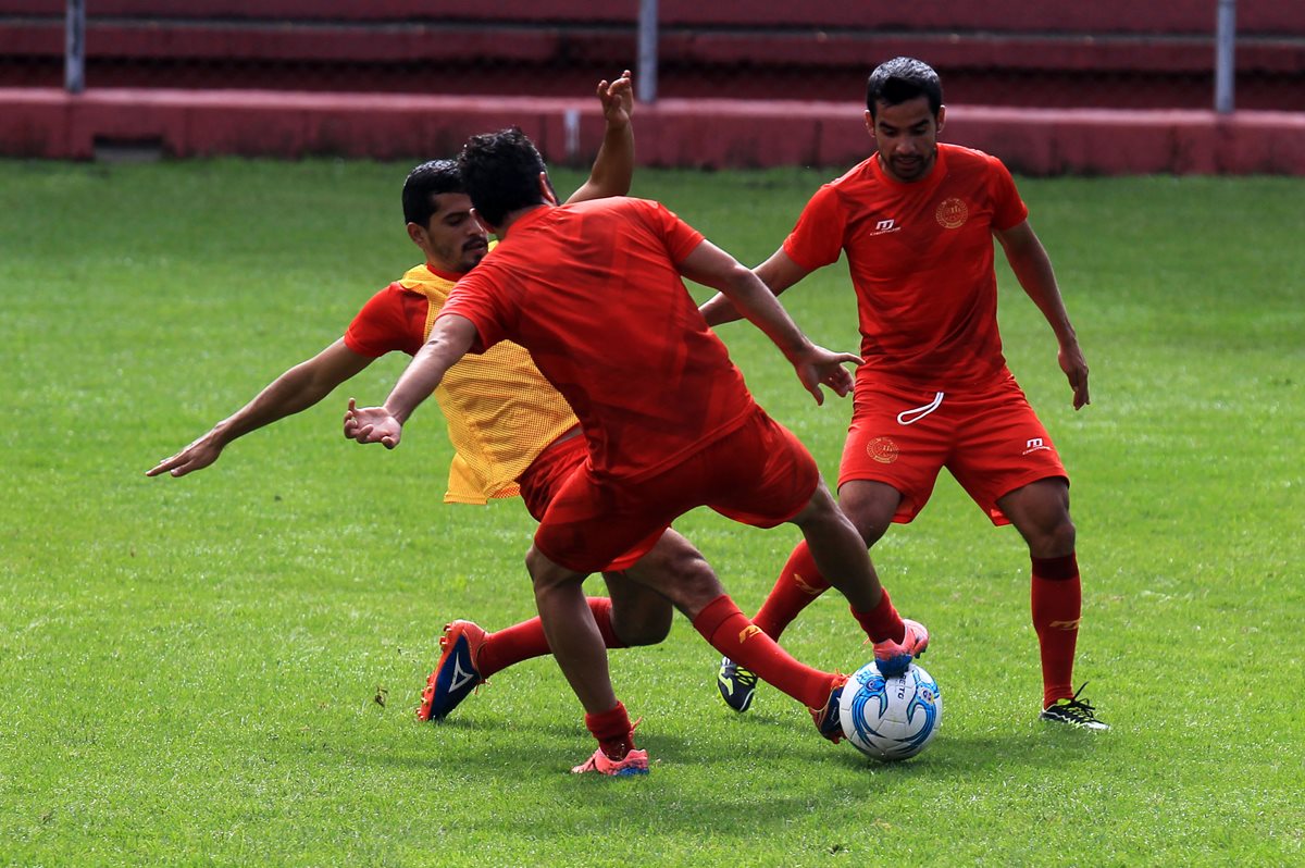 Municipal tiene cuatro partidos consecutivos sin ganar. (Foto Prensa Libre: Carlos Vicente)