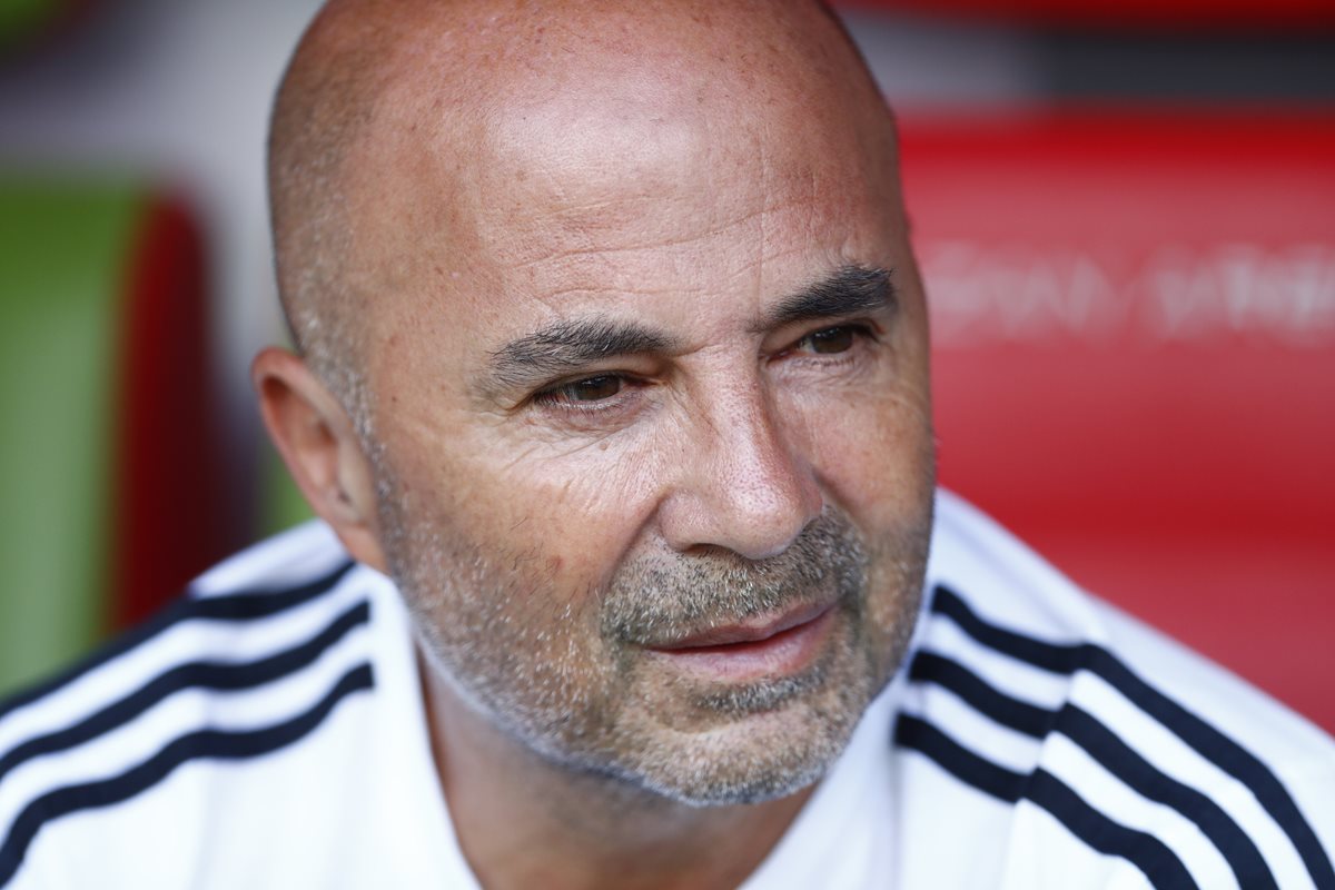 Sampaoli fue criticado por su planteamiento táctico. Tres de los jugadores que llevó a Rusia 2018 no disputaron ni un solo minuto en la Copa del Mundo. (Foto Prensa Libre: AFP)