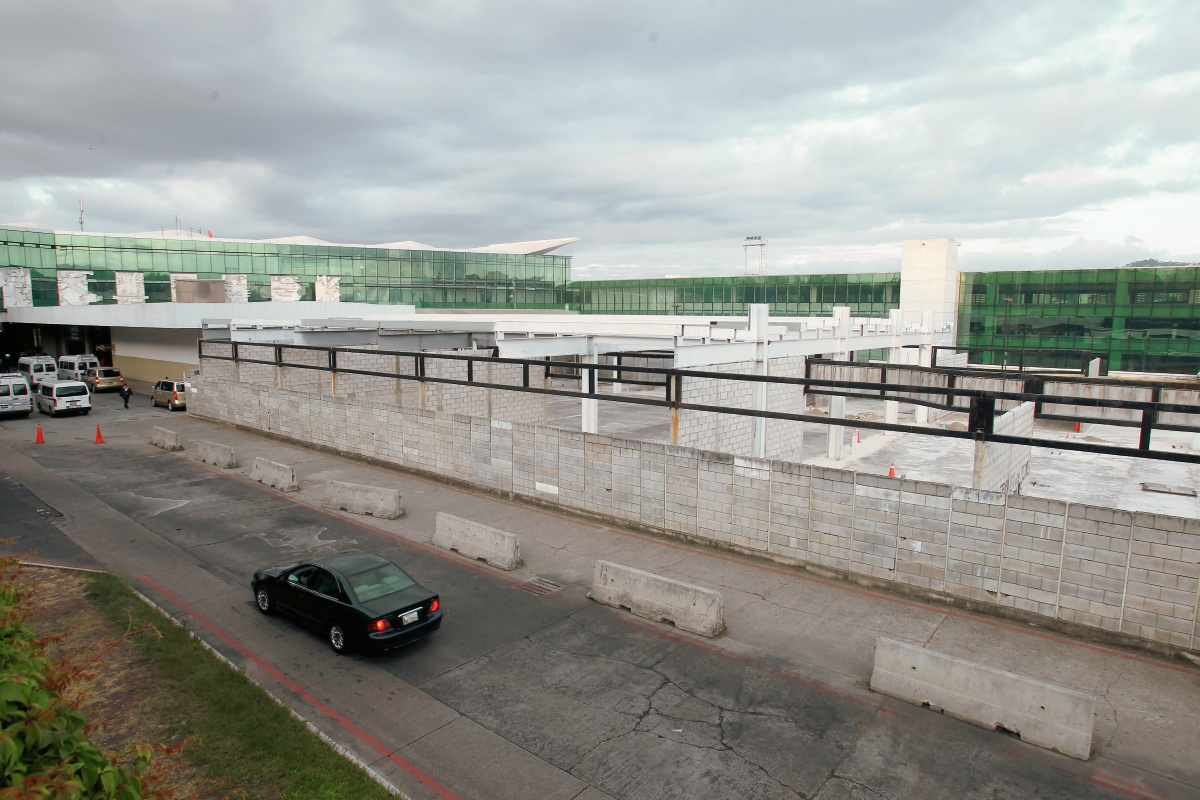 Construcción  que conmemoraría el 13 Baktún. (Foto Prensa Libre: Hemeroteca PL).