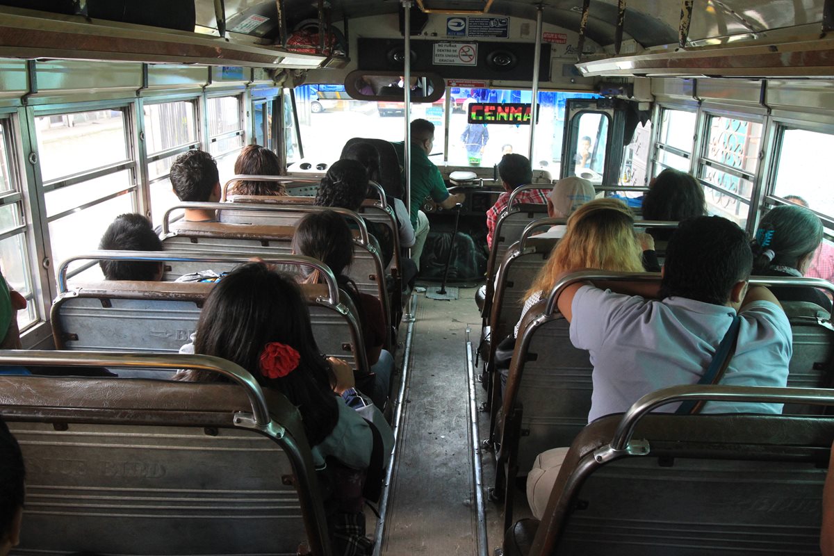El TranSur conectaría con las paradas del Transmetro.(Foto Prensa Libre. Estuardo Paredes)
