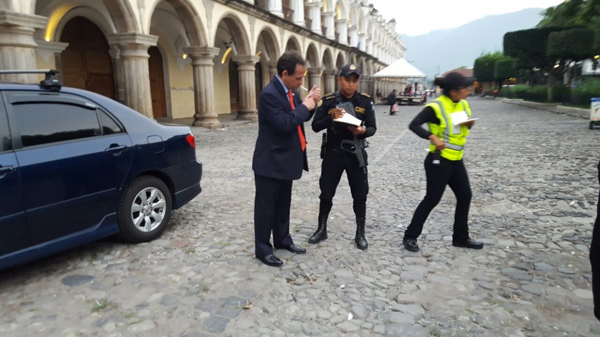 Edgardo Paz Sierke fue sorprendido en estado de ebriedad. (Foto Prensa Libre: Julio Sicán)