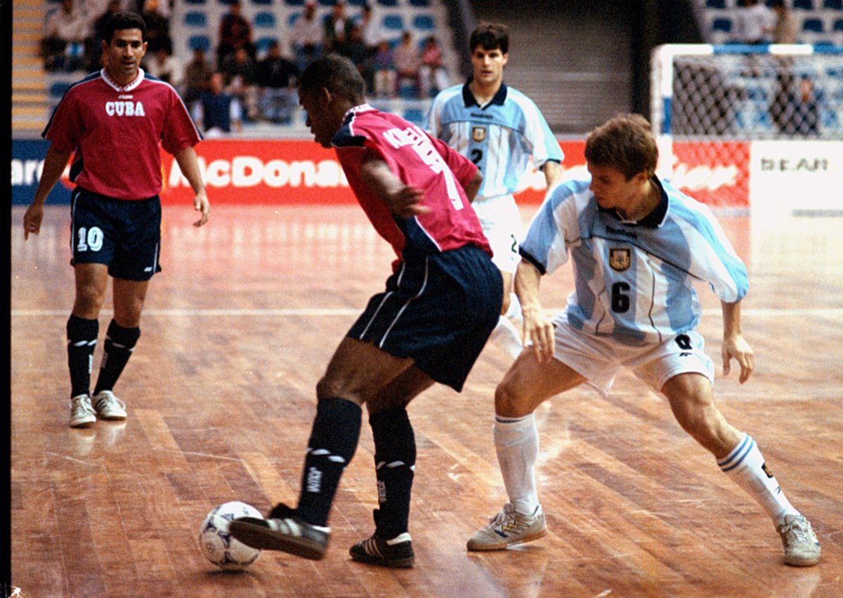 Guatemala fue la sede del IV Campeonato Mundial de Futbol Sala de la Fifa, en noviembre del 2000. Foto Prensa Libre: Hemeroteca PL.