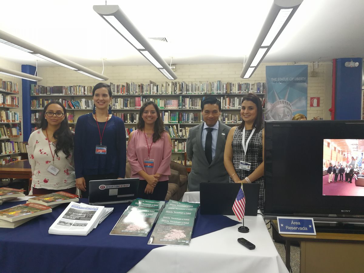 Este es el equipo de la Universidad de San Carlos que el año pasado viajó a la Universidad de Pensilvania. (Foto Prensa Libre: Ana Lucía Ola)