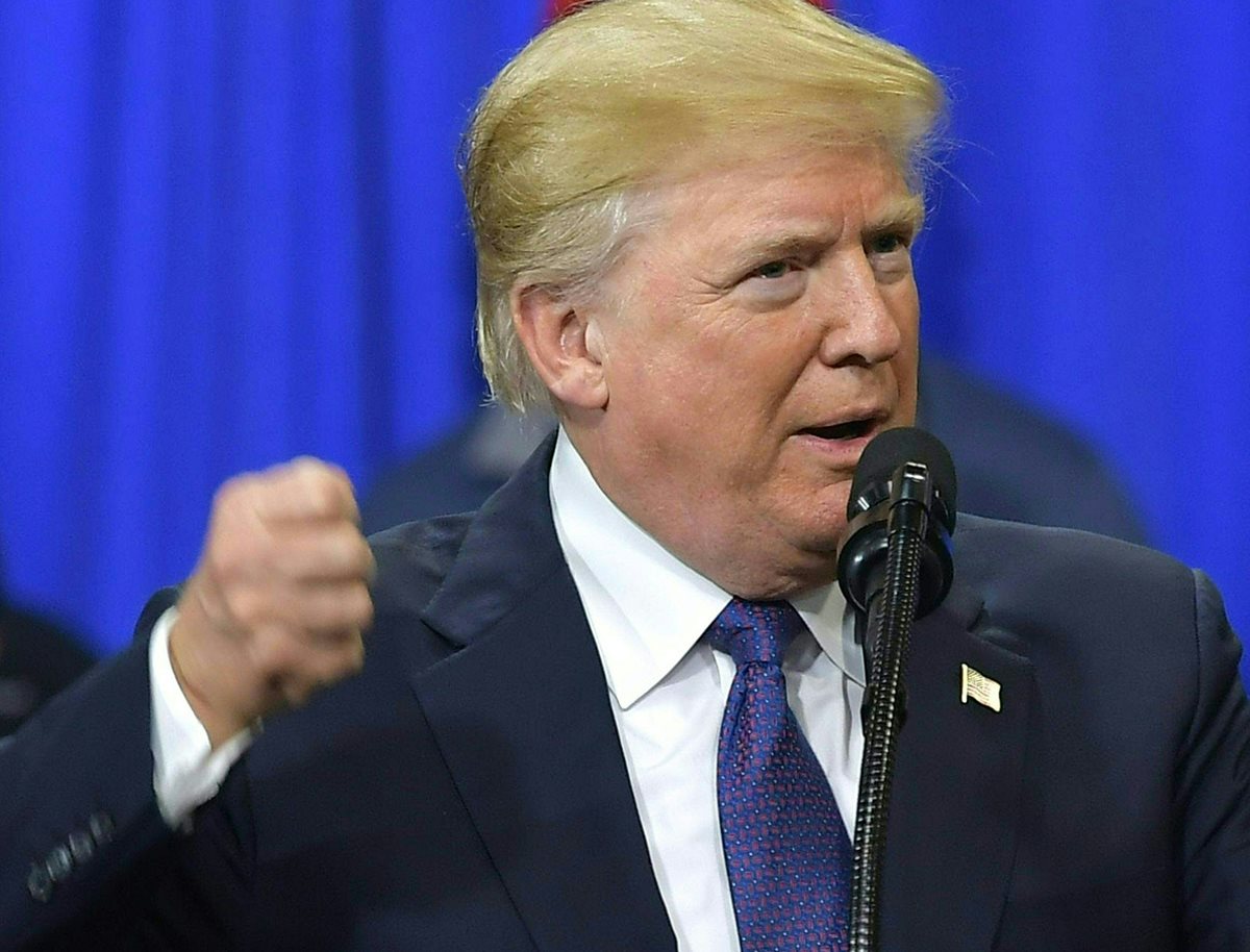 Donald Trump mantendrá una reunión de debate con agentes de aplicación de la ley y líderes comunitarios locales sobre la amenaza de la mara salvatrucha. (Foto Prensa Libre: AFP)