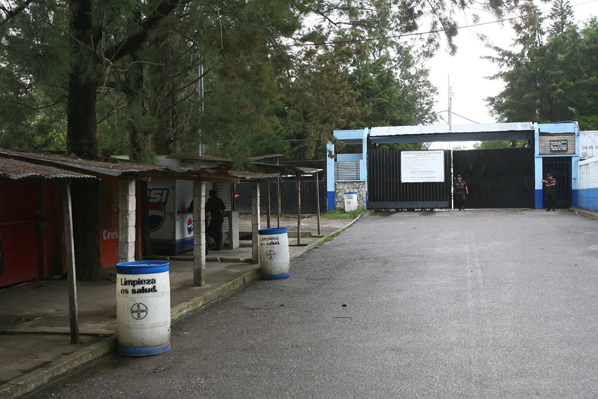 El reo recibía atención psiquiátrica en el Hospital Federico Mora, en la zona 18. (Foto Prensa Libre: Hemeroteca PL)