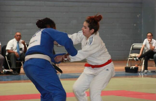 Mirla durante uno de sus combates en l aCopa Internacional MegaTK. (Foto Prensa Libre: Cortesía CDAG)