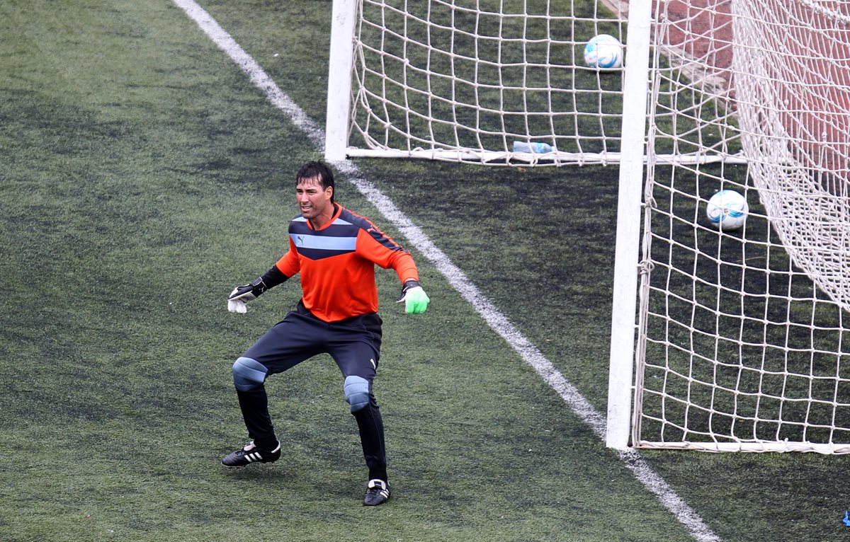 Luis Pedro Molina no podrá defender el arco de Comunicaciones en el Clausura 2016. (Foto Prensa Libre: Hemeroteca PL)