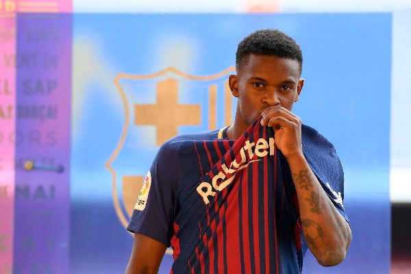 El portugués Nélson Semedo durante la presentación oficial con el Barcelona. (Foto Prensa Libre: AFP)