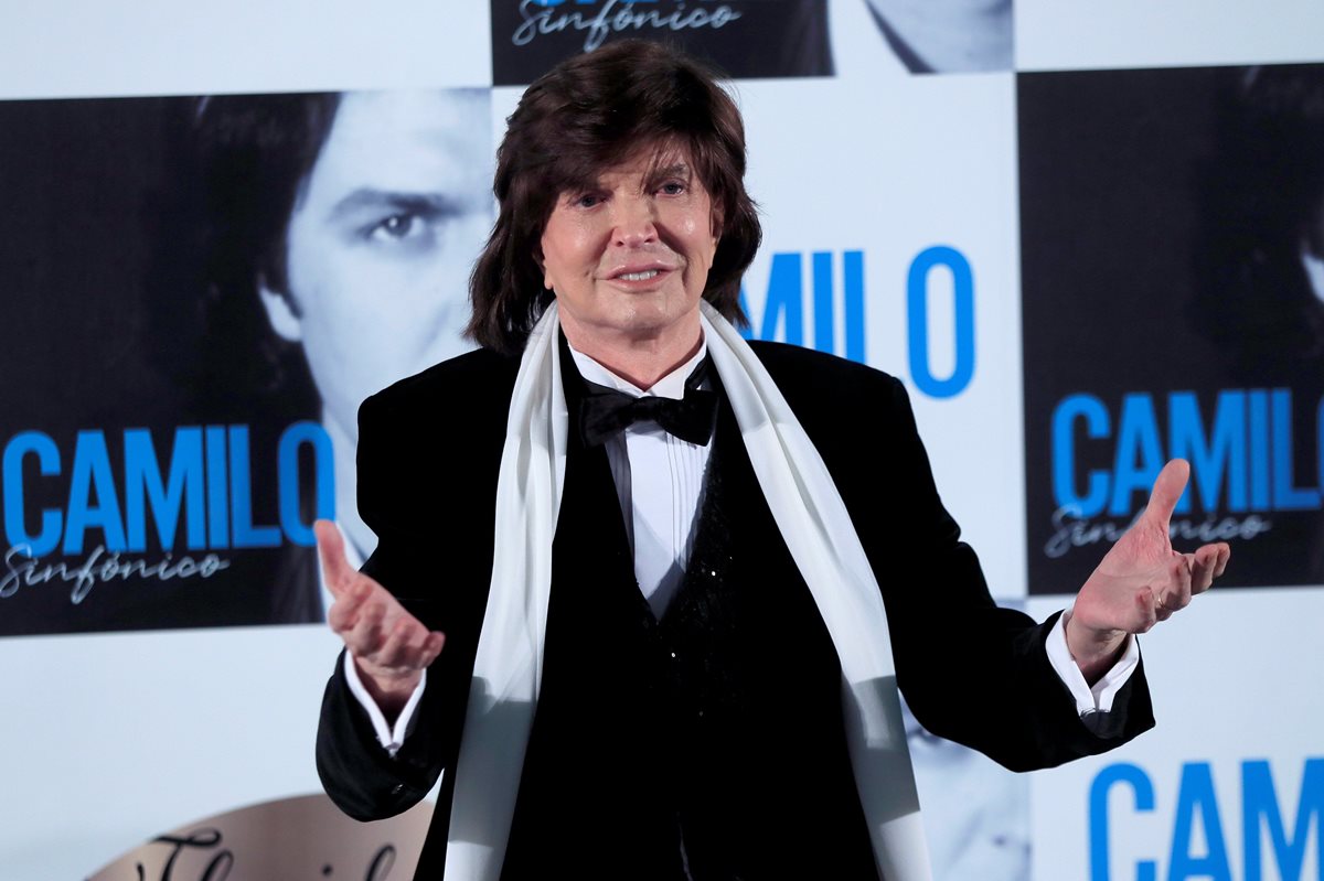 Camilo Sesto presentó su más reciente disco ante la sorpresa de algunos de sus fanes. (Foto Prensa Libre: EFE)