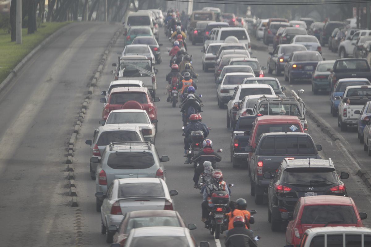 Del 1 de enero al 30 de agosto de este año, fueron robadas cuatro mil 228 motocicletas, según la Policía Nacional Civil (Foto Hemeroteca PL).