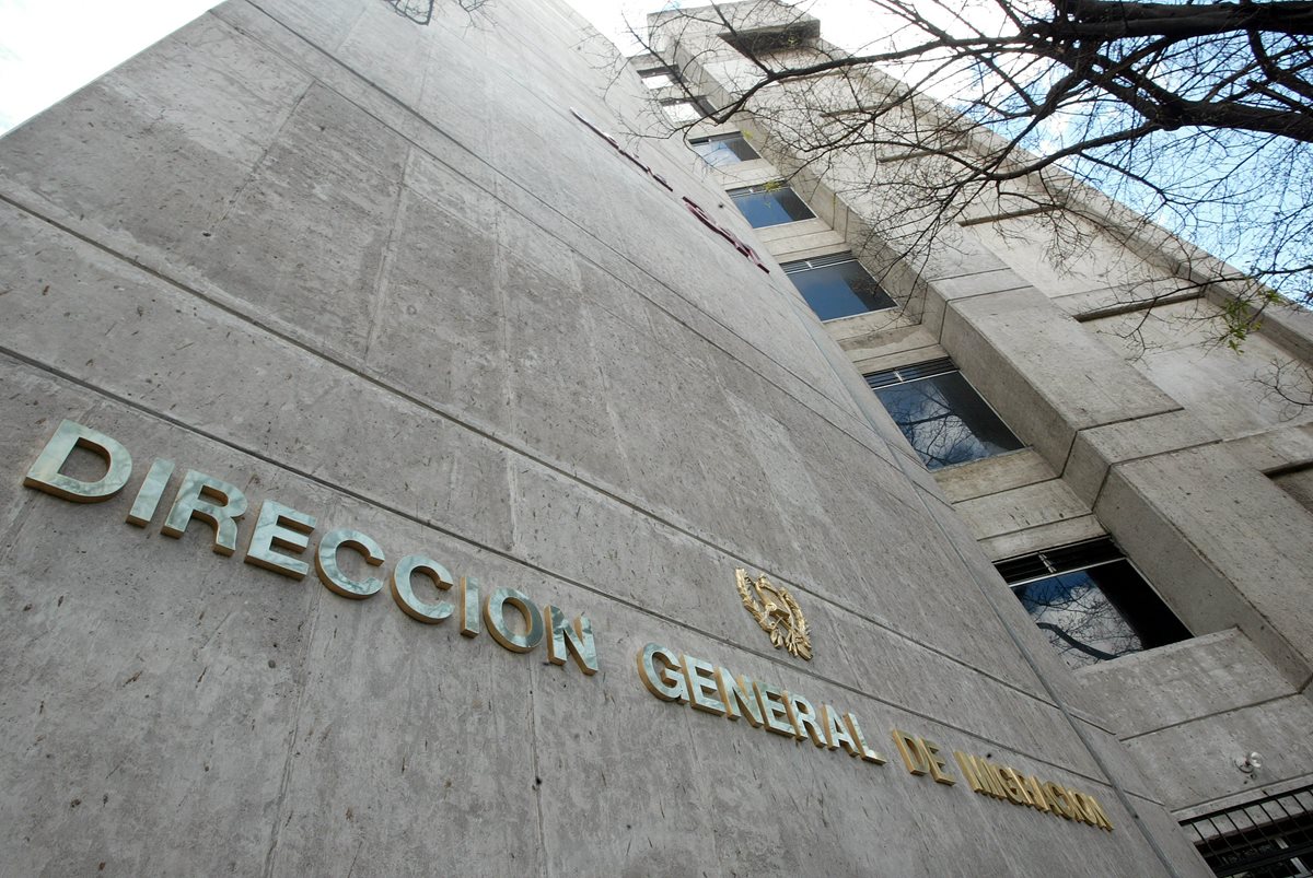 Carlos Alberto Pac López, se desempeñó como subinterventor de la Dirección General de Migración. (Foto Prensa Libre: Hemeroteca PL)