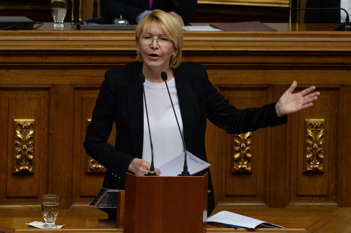 Luisa Ortega, fiscal general venezolana, denuncia intimidación del Gobierno. (Foto Prensa Libre: AFP)