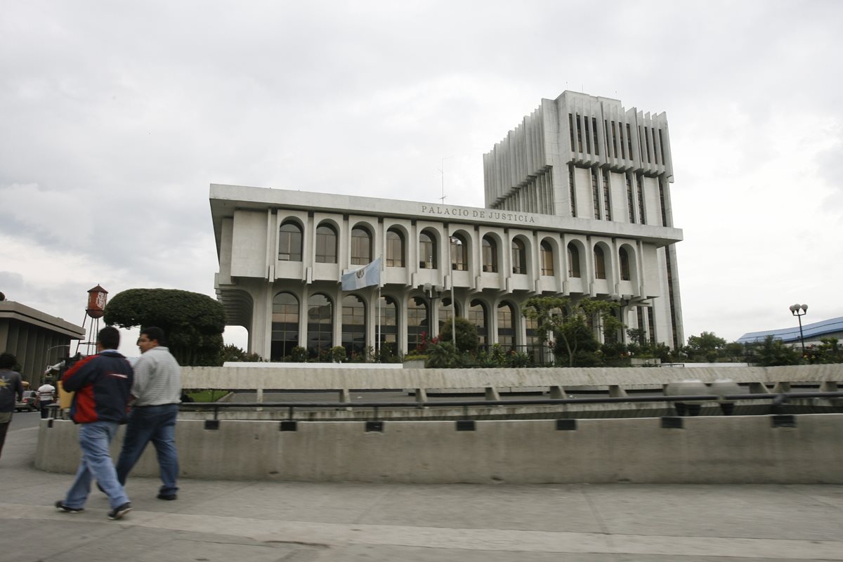 La Corte Suprema de Justicia y las Cortes de Apelaciones habrían sido nombradas bajo influencia del Congreso de la República (Foto Prensa Libre: Hemeroteca PL)