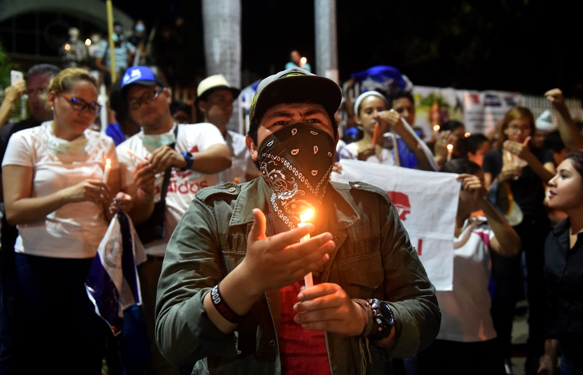 La tensión continúa en Nicaragua; Iglesia intenta mediar. (Foto Prensa Libre: AFP)