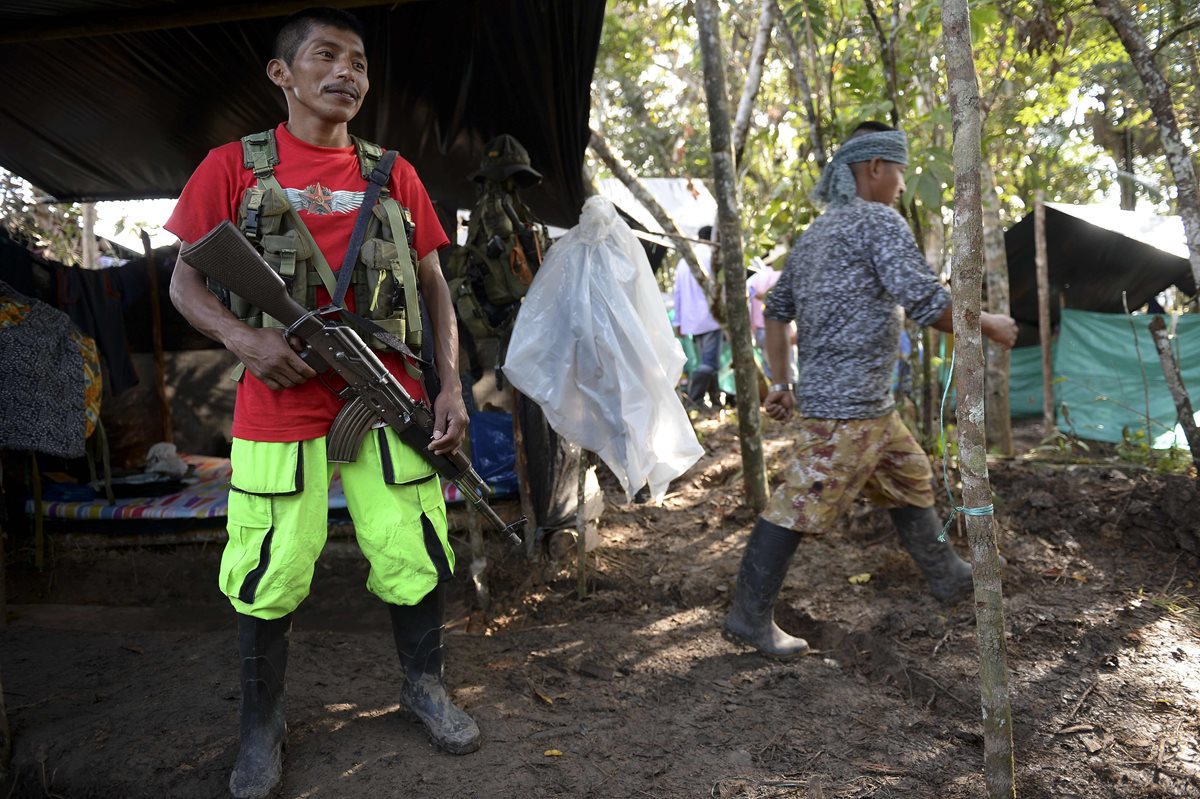 Informe señala que las zonas que dejarán libres las Farc son vulnerables a ser ocupadas por bandas criminales. (Foto Prensa Libre: AFP)