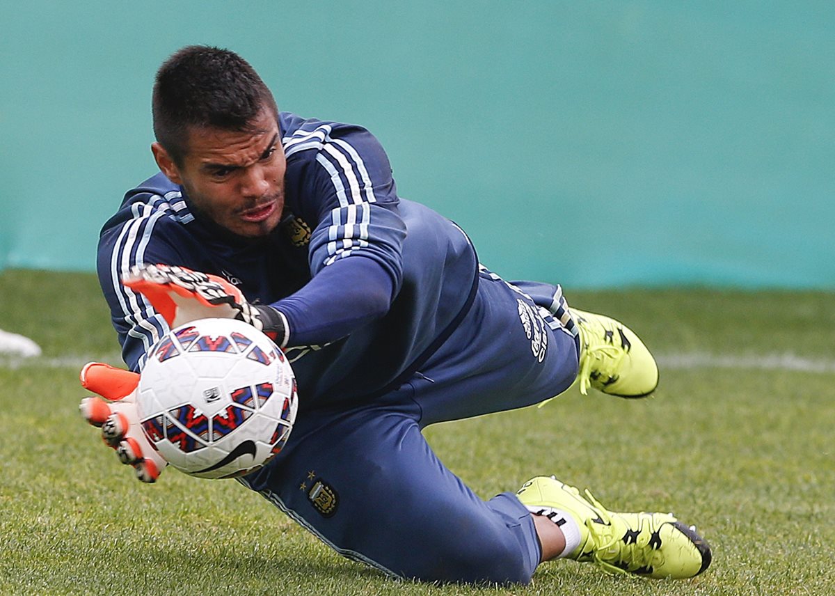 Sergio Romero aseguró estar feliz por incorporarse al Manchester Unidet. (Foto Prensa Libre: AP)