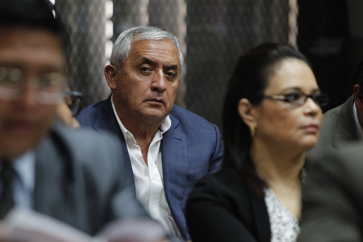 Juzgado de primera instancia penal de mayor riesgo B, inicia audiencia de fase intermedia por el caso de fraude aduanero, la l?nea.  En la fotografia: Otto Perez Molina, expresidente de la Republica.   Fotograf?a: Paulo Raquec