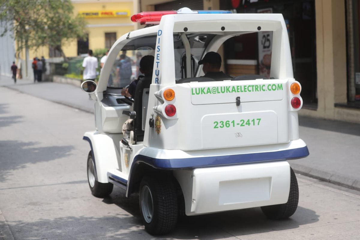 La minipatrulla prestada a la PNC por Luka será parte de un proyecto para el fortalecimiento de la seguridad en el Corredor Turístico de la capital. (Foto Prensa Libre: Érick Ávila)