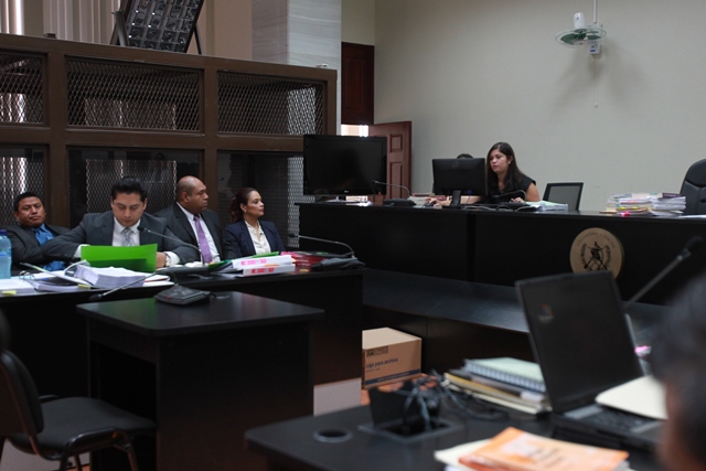 La escucha telefónica fue presentada por el MP durante la audiencia de primera declaración de la exvicepresidenta Roxana Baldetti. (Foto Prensa Libre: Estuardo Paredes)