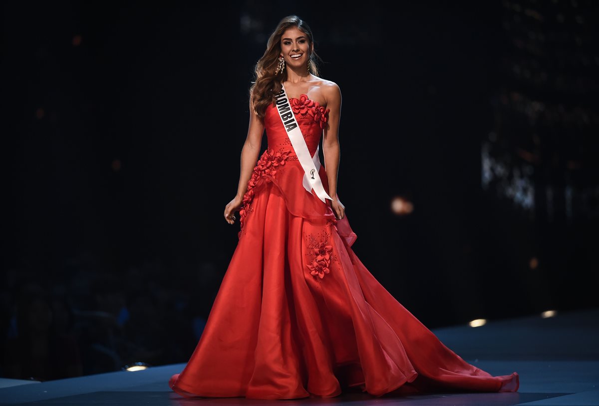 Valeria Morales, de Colombia, destacó en su traje de fantasía.