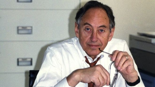 Alvin Toffler murió el 27 de junio a los 87 años.