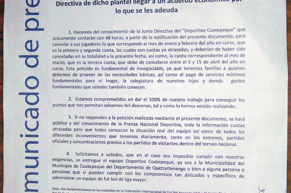 En el comunicado que presentaron los jugadores de las serpientes, exigen igual de trato. (Foto Prensa Libre: Alexander Coyoy)