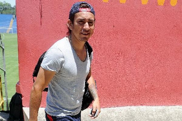 Marco Ciani espera que Municipal tome un nuevo rumbo en el torneo Clausura 2014. (Foto Prensa Libre: Romeo Ríos)