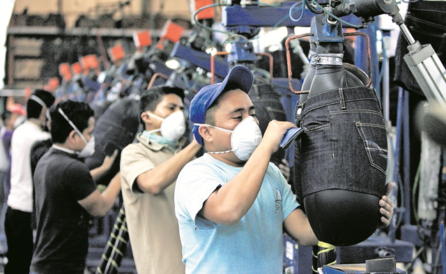 Los empresarios de textiles solicitaron más controles a las mercancías por parte de la SAT. (Foto Prensa Libre: Hemeroteca PL)