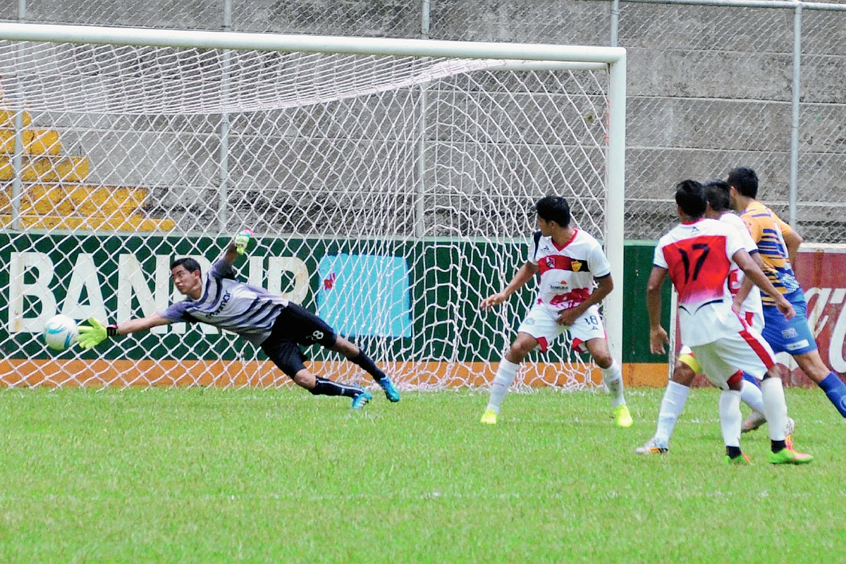 Venados y Serpientes se preparan previo al arranque del torneo Apertura de la Liga Primera, y Liga Nacional. (Foto Prensa Libre: Alexander Coyoy)