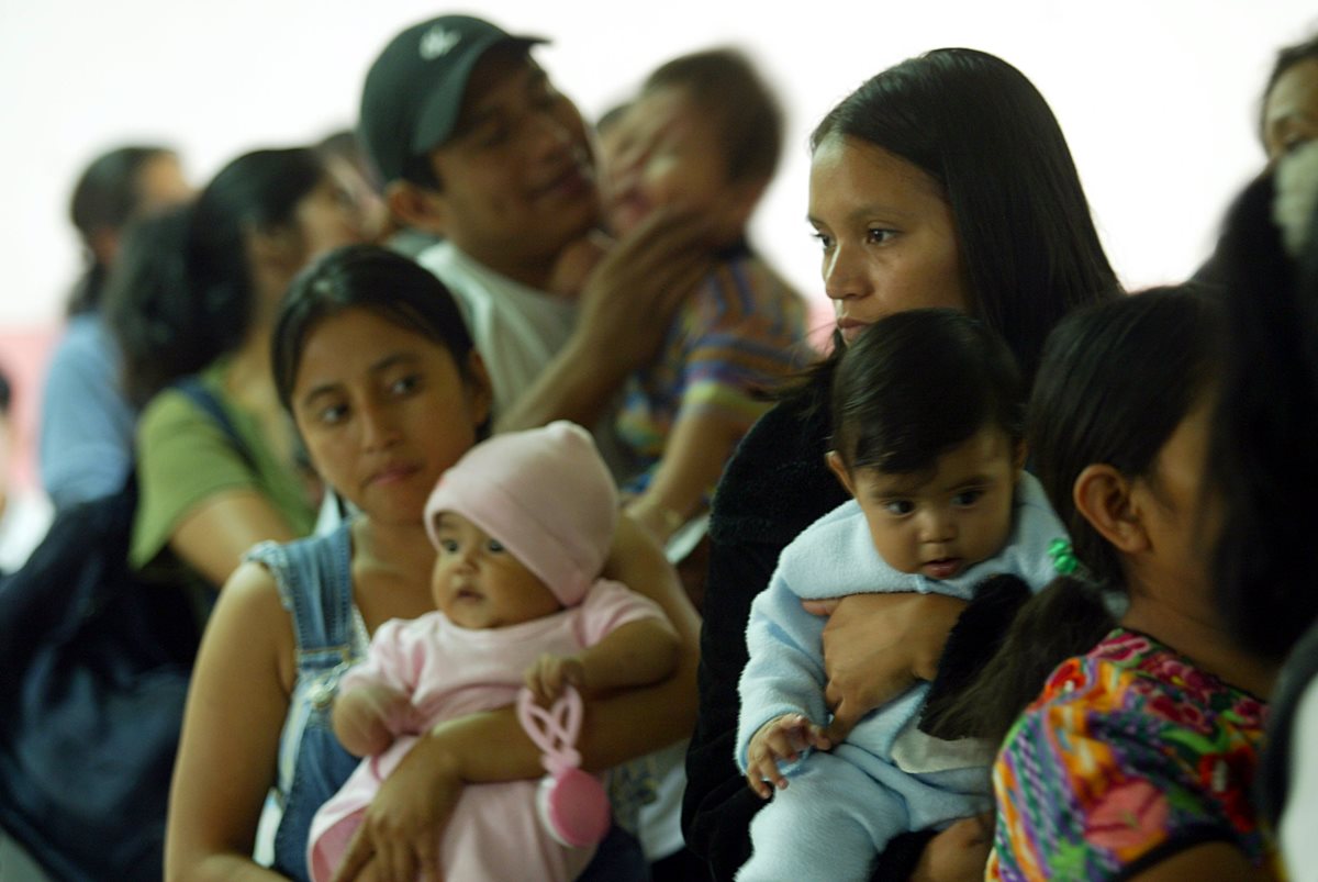 Los niños menores de un año, son los más suceptibles a la tos ferina. (Foto Prensa Libre: Hemeroteca PL).