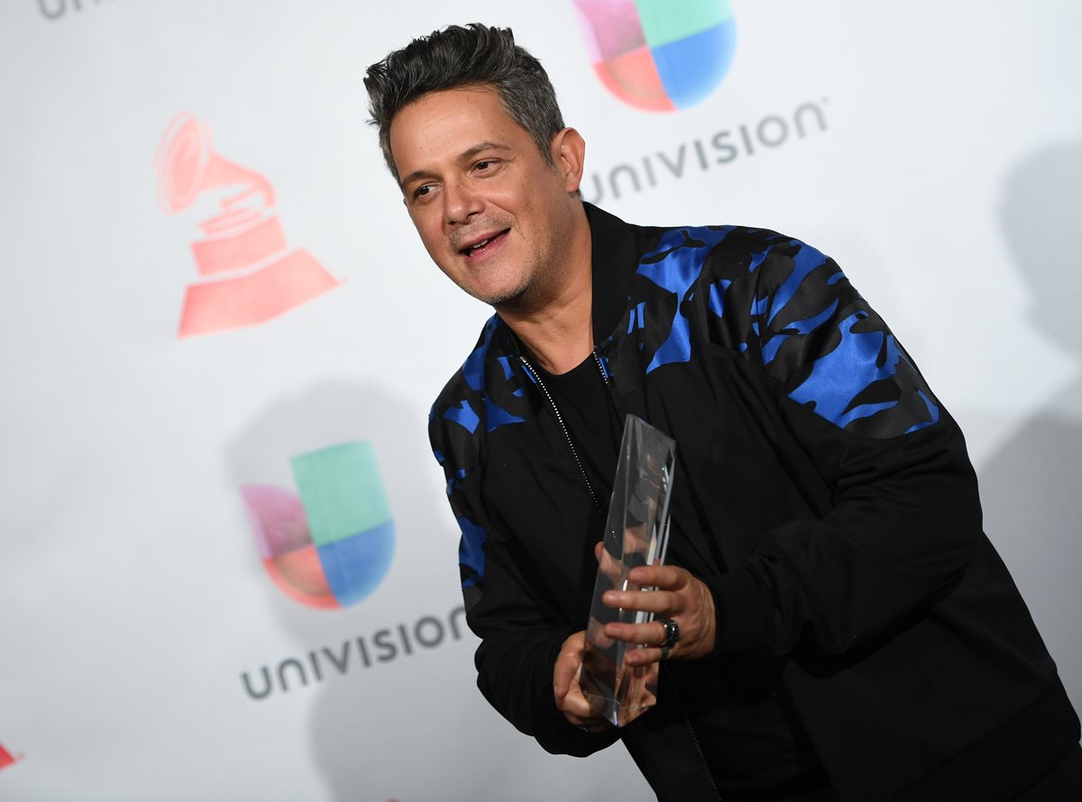 Alejandro Sanz envió un mensaje a Maluma en Instagram (Foto Prensa Libre: AFP).