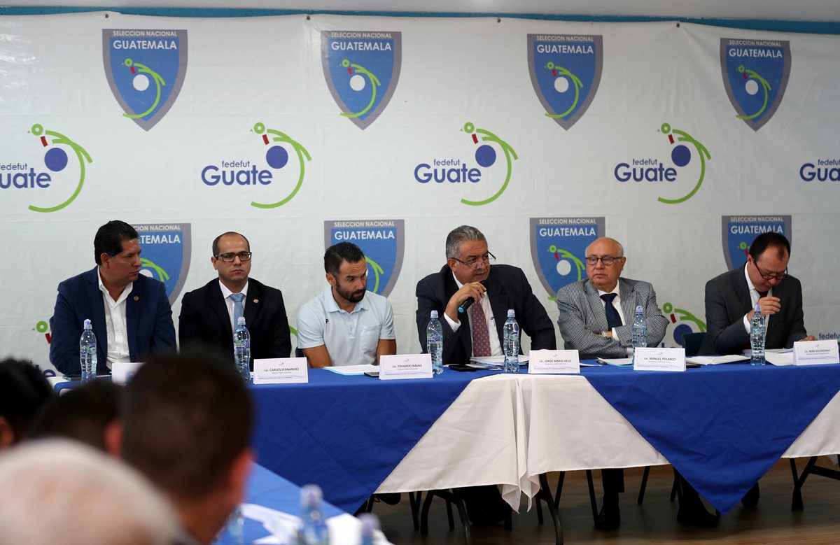 Los miembros del Comité Ejecutivo convocaron a una nueva asamblea para enmendar los estatutos que fuero alterados. (Foto Prensa Libre: Hemeroteca)