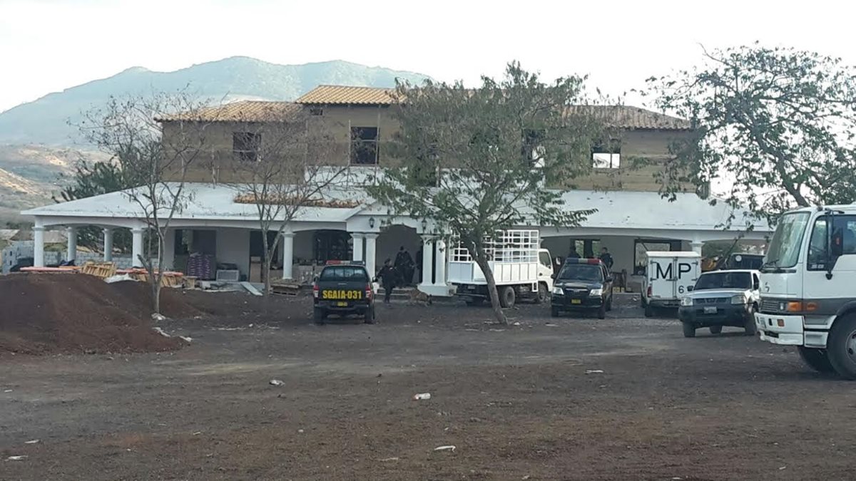 Vivienda de José Alberto Pérez Manzo, en Ipala, Chiquimula, donde la PNC localizó armas. (Foto Prensa Libre)