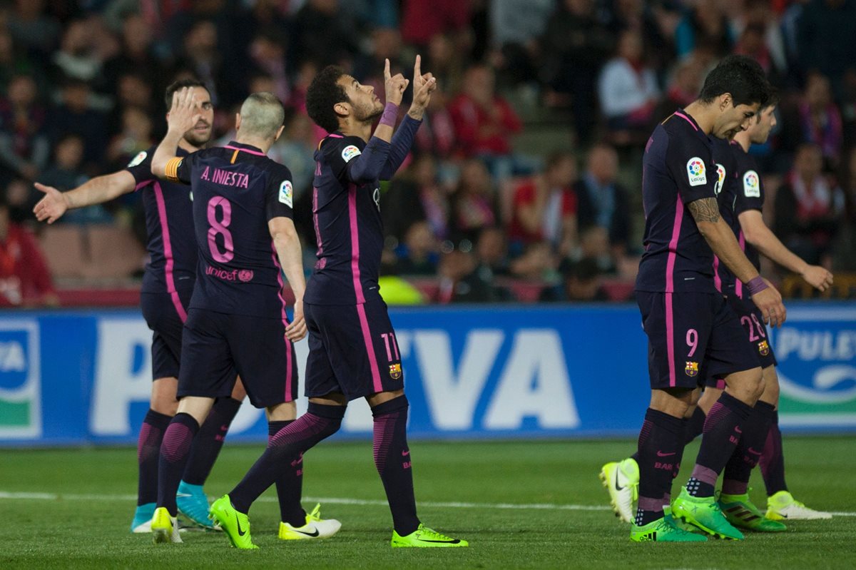 El Barcelona que viene de vencer 4-1 al Granada, recibirá el miércoles al Sevilla. (Foto Prensa Libre: AFP).