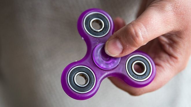 Para algunos educadores el fidget spinner se ha vuelto insoportable. GETTY IMAGES