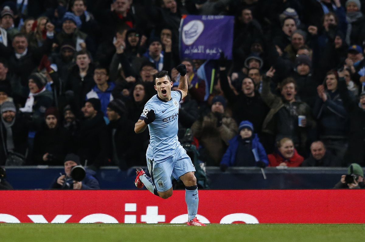 Sergio Agüero tiene grandes planes con el City en la Premier. (Foto Prensa Libre: AP)